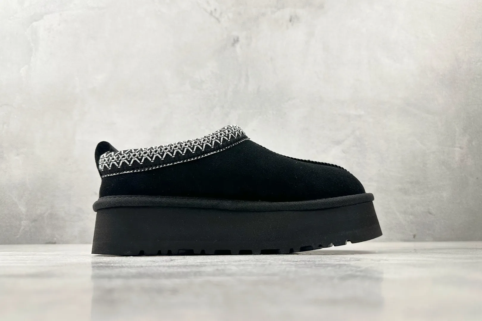 🐲💰 480 supports store UGG Tazz Black Item No.: 1122553-BLK Size: 35 36 36.5 37.5 38 38.5 39 40